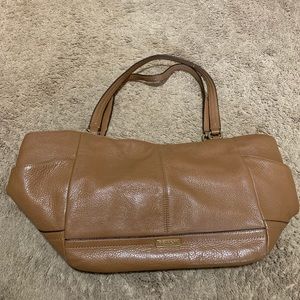 Tan/light brown purse